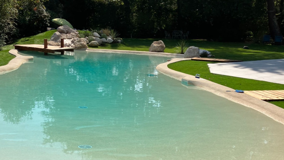 Achat et cout entretien piscine - Alpilles